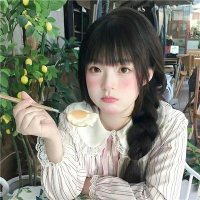 三颗纽扣